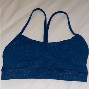 Turquoise textured Lululemon bra NWOT